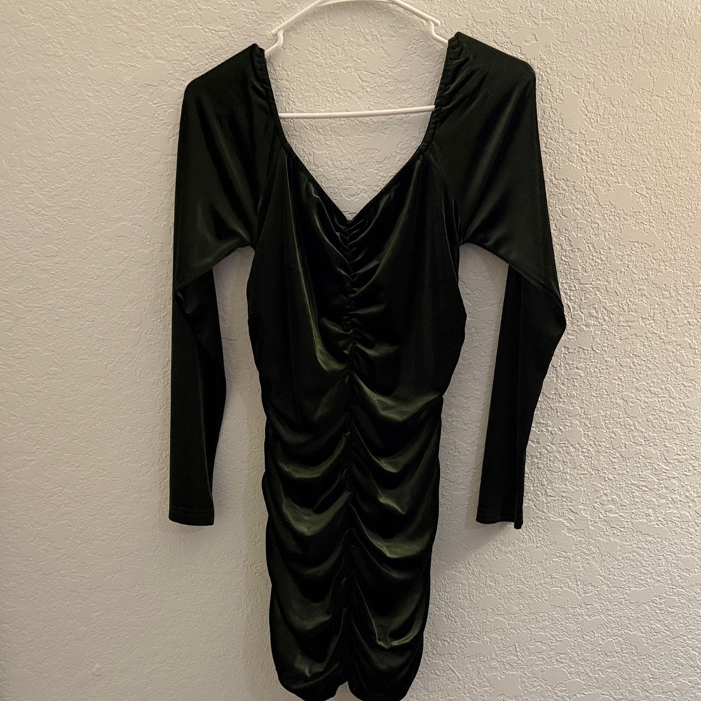 Elegant Dark Green Ruched Dress